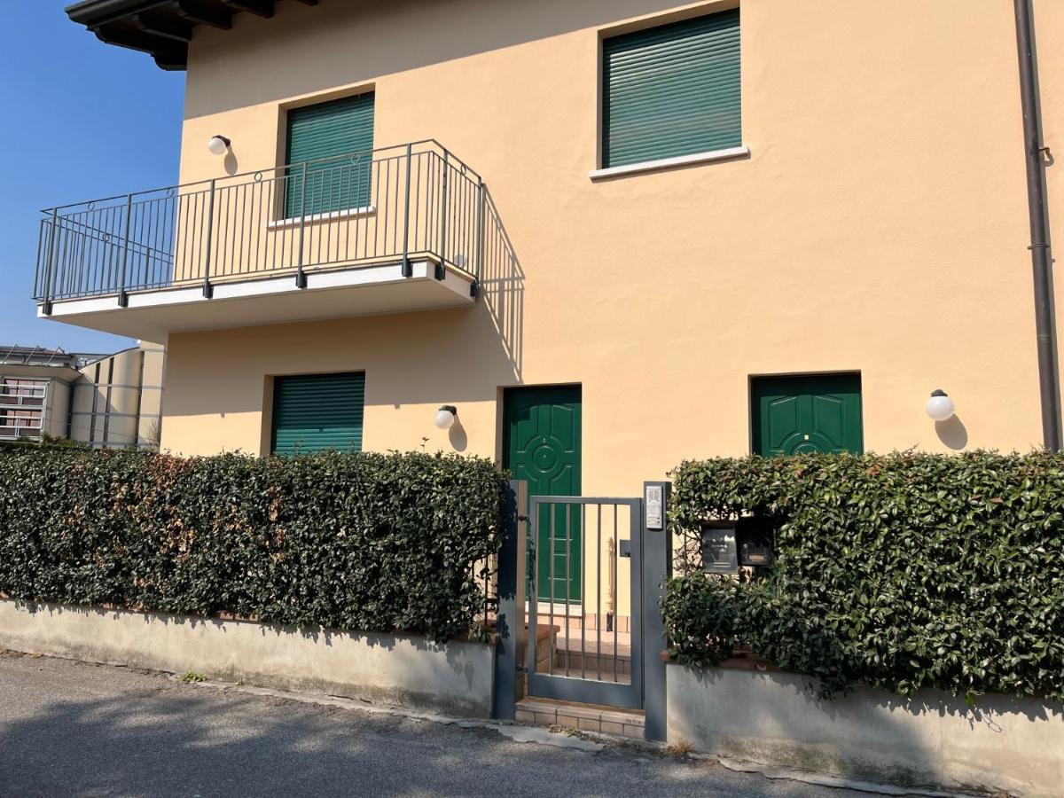 Sebino 11 Appartement Peschiera del Garda Buitenkant foto
