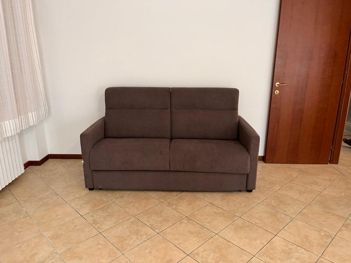 Sebino 11 Appartement Peschiera del Garda Buitenkant foto