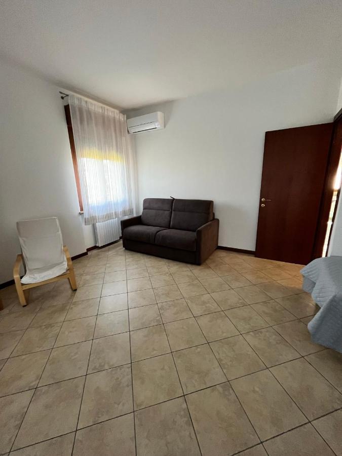 Sebino 11 Appartement Peschiera del Garda Buitenkant foto